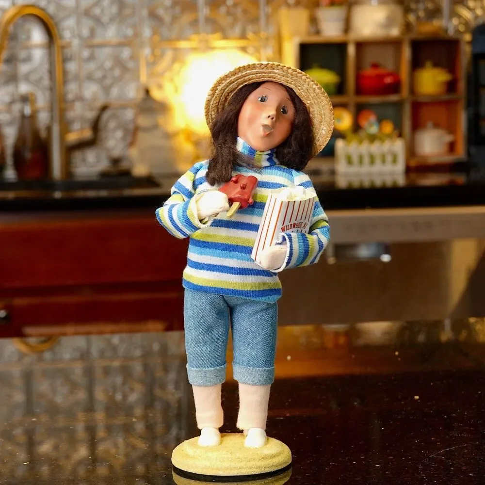 RARE Byers Choice 2008 Outer Banks Seashore Beach Girl w/ Popcorn & Popsicle